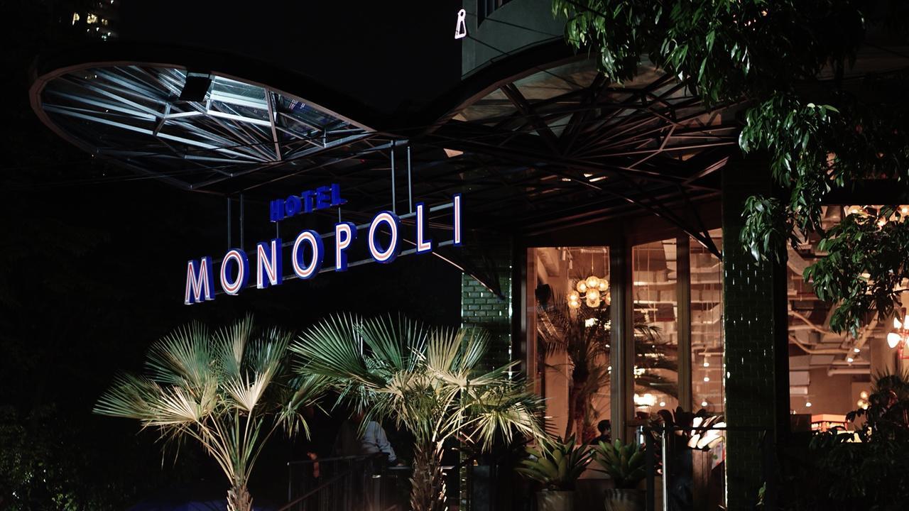 Hotel Monopoli Джакарта Экстерьер фото