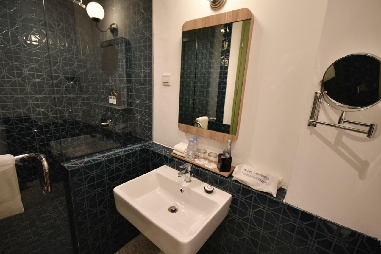 Hotel Monopoli Джакарта Экстерьер фото